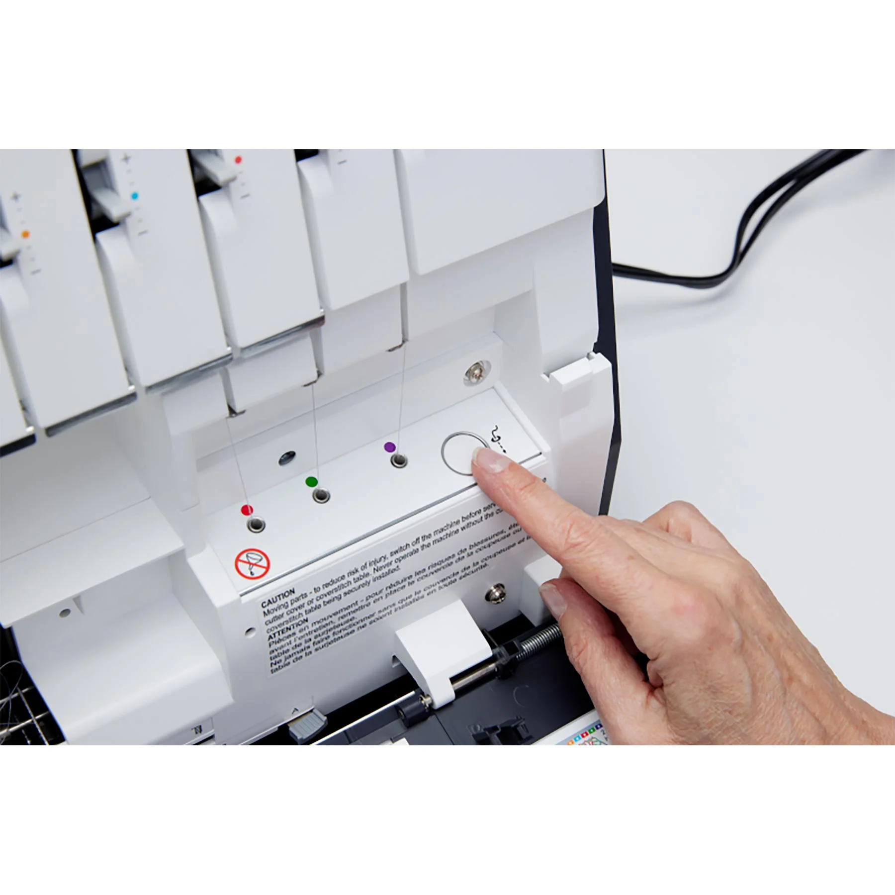 PFAFF® admire™ air 6000 Coverlock Machine - Image 8