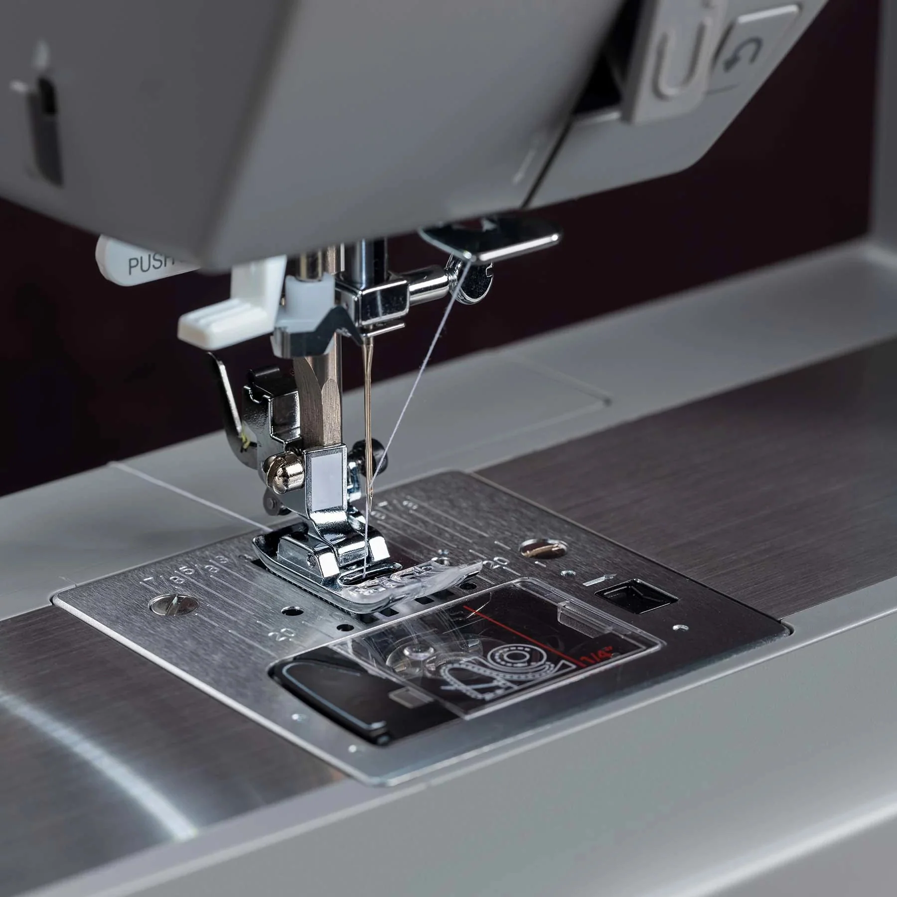 SINGER® Heavy Duty 6605C Sewing Machine - Image 5