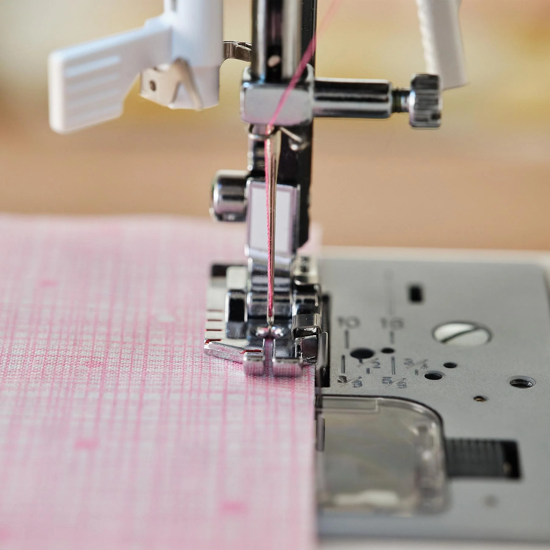 SINGER® Patchwork™ 7285Q Sewing & Quilting Machine - Image 9